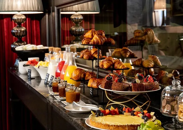 Dom - Preferred & 5*